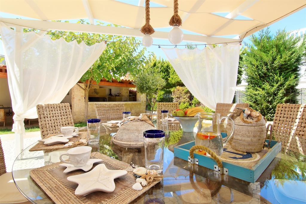 Luxury Villa Sea Melody Palaiá Fókaia Exteriér fotografie